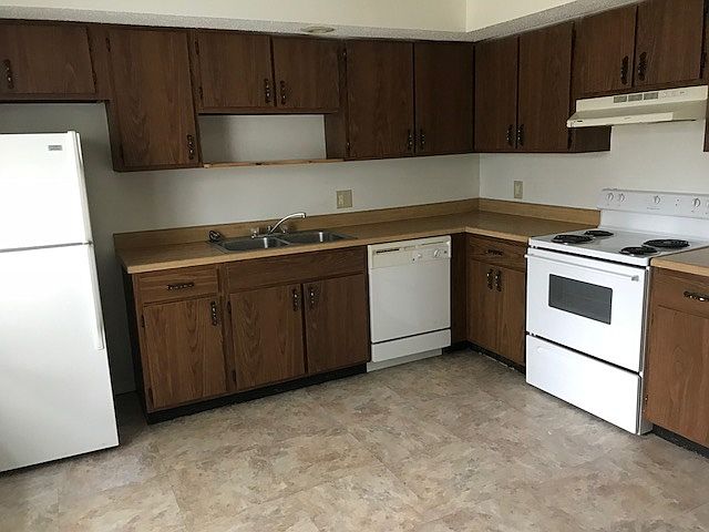 2nd image of 2406 Leeper Dr Unit 2