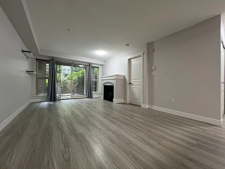 2968 Silver Springs Blvd #10X — Photo 16