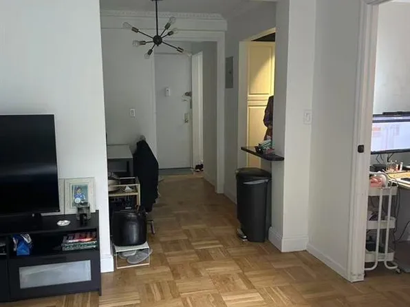 310 Lexington Avenue 5A image 7 of 7