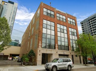 11 N Green St APT 2A, Chicago, IL 60607
