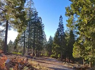 534 Madison Dr, Mount Shasta, CA 96067