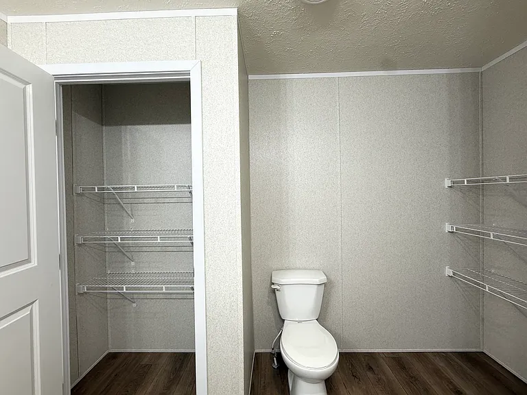 29800 Guilford Cir #71 — Photo 23