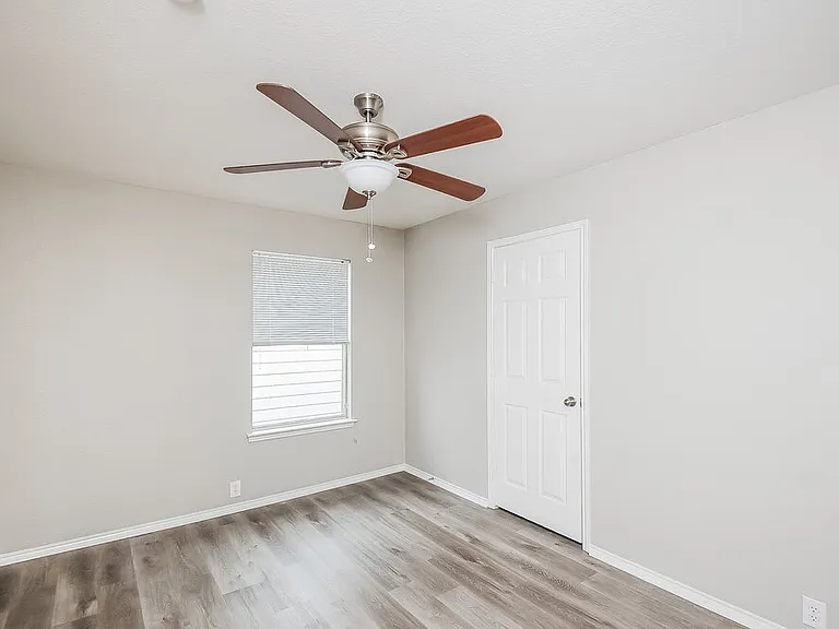 8420 Ranch Hand Trl — Photo 15