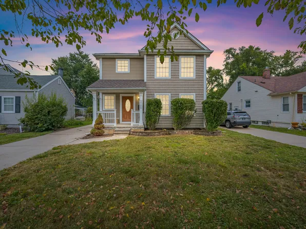 2100 Harvard Rd, Berkley, MI 48072