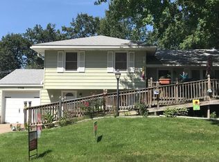 7718 NE 55th St, Kansas City, MO 64119