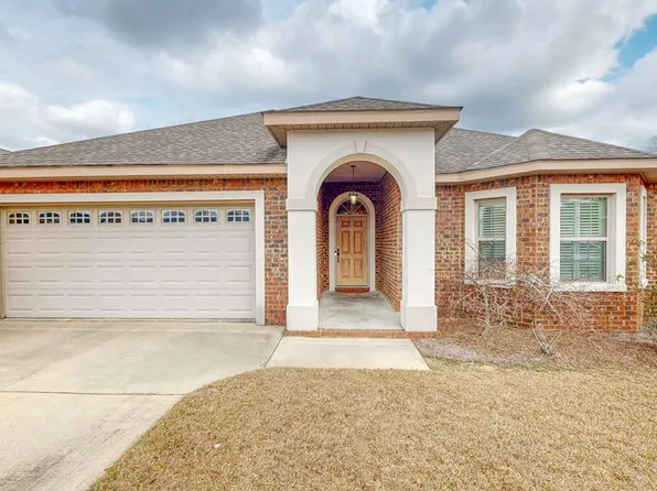 203 Wynnfield Way, Dothan, AL 36301