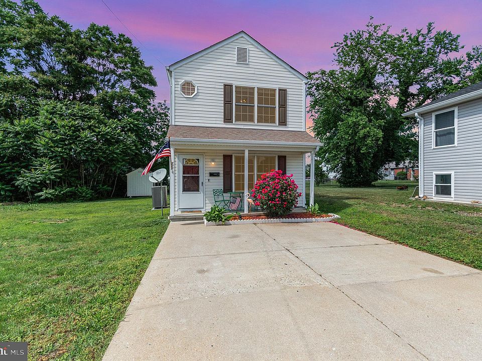 1st image of 321 McKinney St