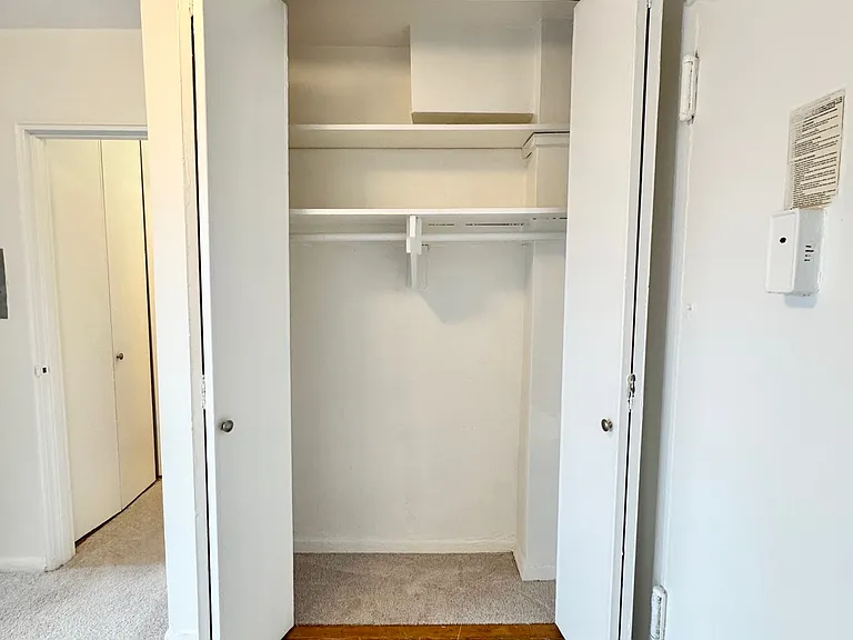 142-27 Barclay Ave #6B — Photo 5