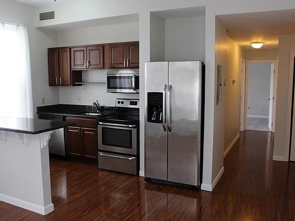 2nd image of 12 Walnut St APT 1