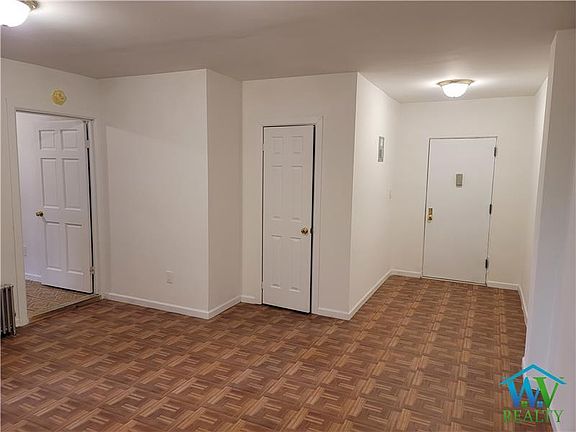 5th image of 645 Southern Blvd #3C