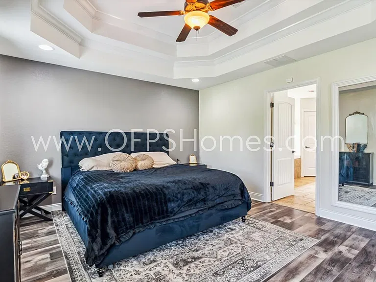 8170 Tavira St — Photo 20