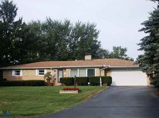 6767 Vernmoor Dr, Troy, MI 48098