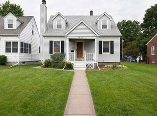 1857 30th St, Moline, IL 61265