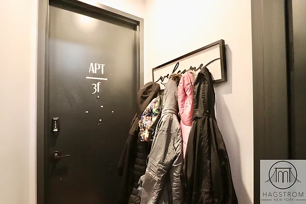 Rented by Hagstrom Management Inc | media 29