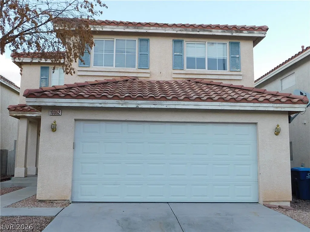 3 bed, 2.5 bath, 1613 sqft, $1,950 — Photo 2