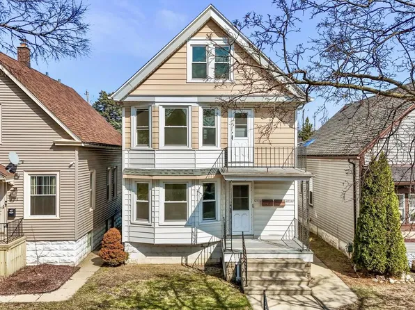 2956 South 7th STREET, Milwaukee, WI 53215