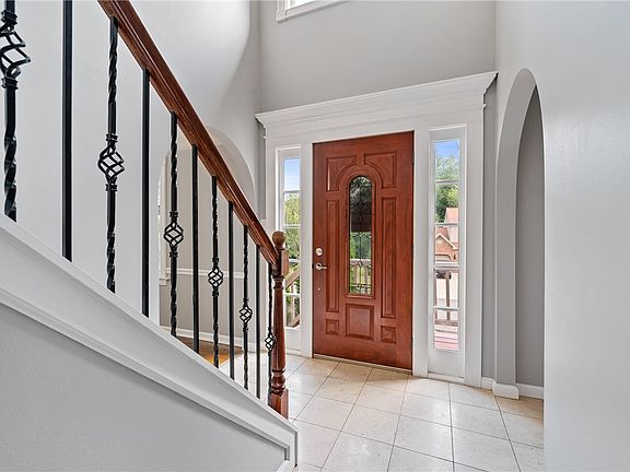 4th image of 133 Woodbine Dr