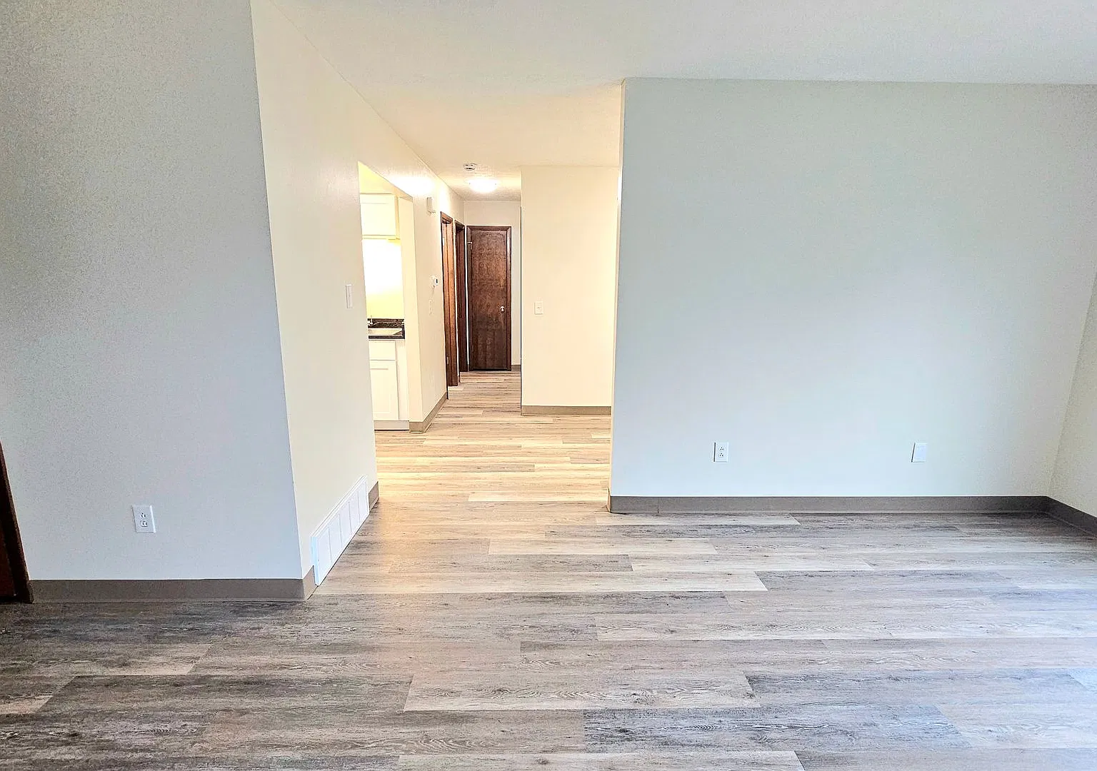 624 Bailey — Photo 3