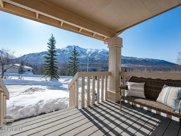 19861 Highland Ridge Dr, Eagle River, AK 99577