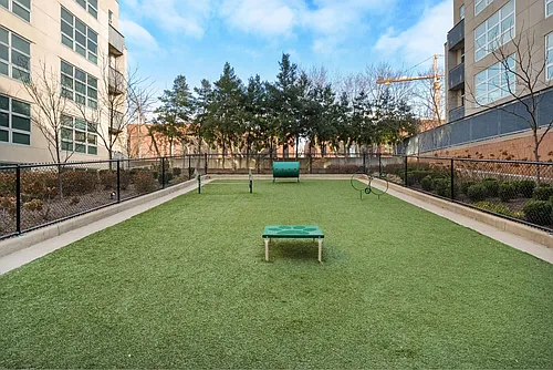 Metropolitan Flats Photo 1
