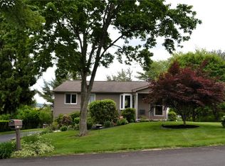 139 Wayne Dr, Cranberry Township, PA 16066