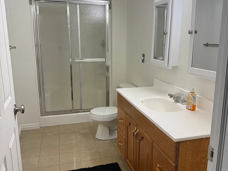 770 N Main St — Photo 14