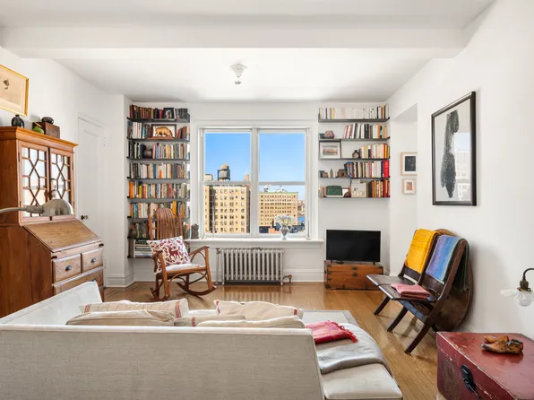 200 West 108th Street 15D image 3 of 5