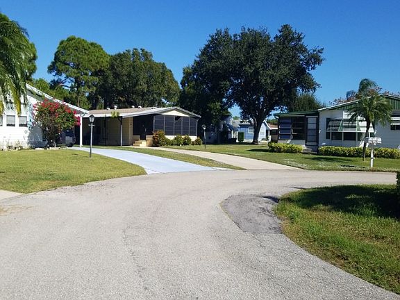 4th image of 8191 Blackbead Ct