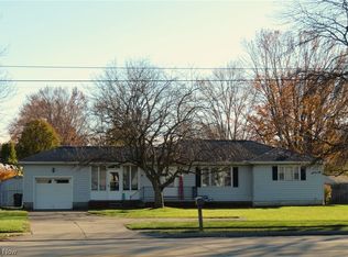 1022 Cooper Foster Park Rd, Amherst, OH 44001