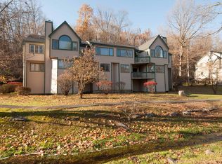 330 Hollow Rd #24, East Stroudsburg, PA 18302