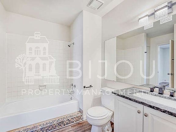 2nd image of 5507 Dunbar Ct