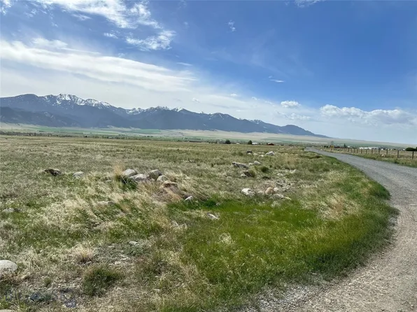 24 Jack Rabbit Ln, Whitehall, MT 59759