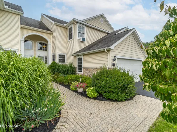 3 Friebel Court, Albany, NY 12208