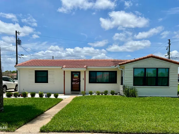 596 Robin Rd #A, Ormond Beach, FL 32176