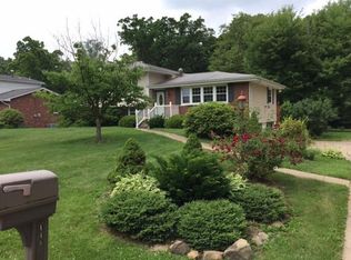 148 Curtis Dr, Beaver Falls, PA 15010