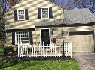 142 Callahan Rd, Canfield, OH 44406