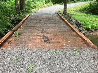 1542 Snake Hollow Rd, Sneedville, TN 37869