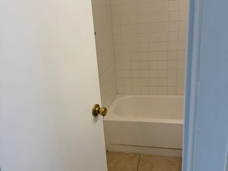 216 Gamblewood — Photo 20