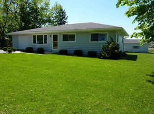 15 North St, Deerfield, WI 53531