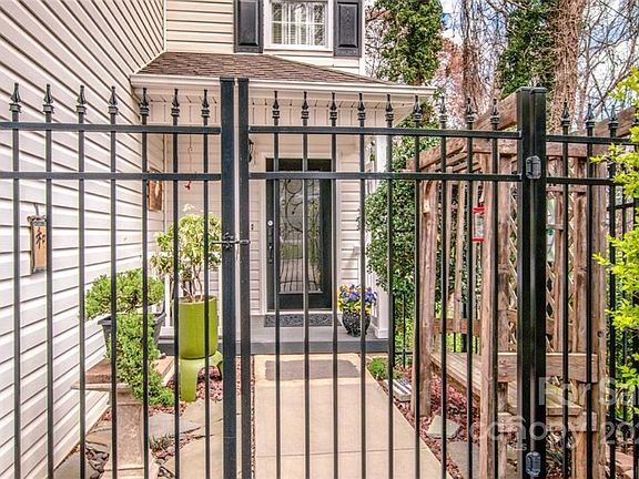 5th image of 123 Birdsey St
