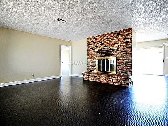 5th image of 4790 Mohave Ave