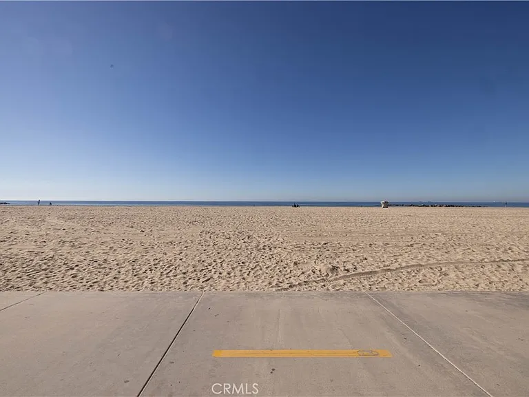 3012 W Oceanfront — Photo 11