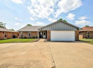 4231 Oakcrest Ave, Enid, OK 73703