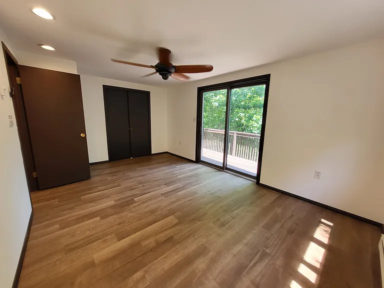 548 Clubhouse Dr — Photo 19