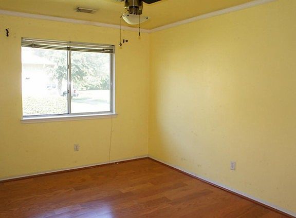 2nd image of 4022 Almond Lake Dr