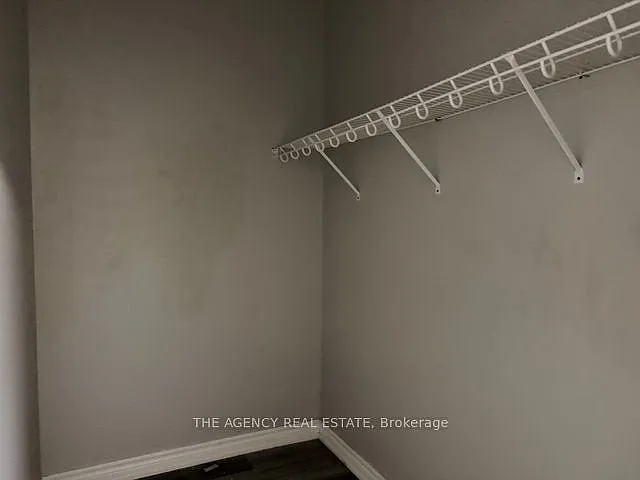 268 Talbot St #4 — Photo 8