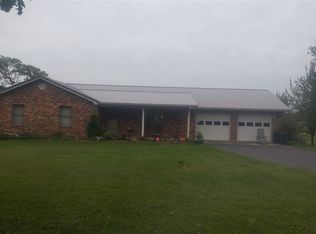 5232 Sportsman Lake Rd, Elizabethtown, KY 42701