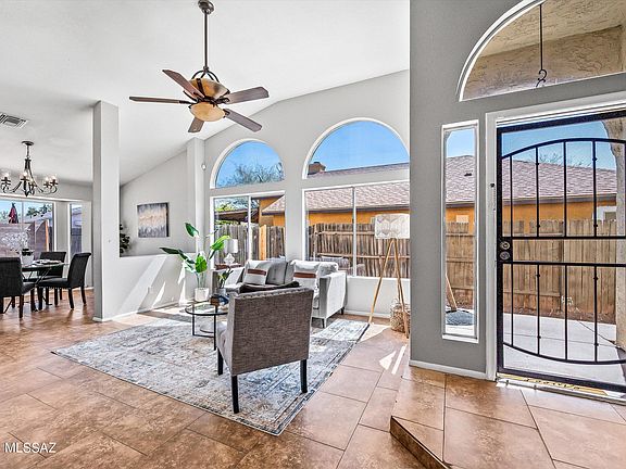 4th image of 7221 S Avenida Del Nopal