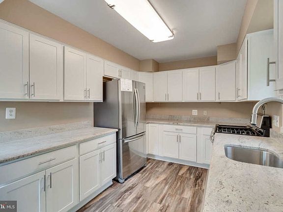5th image of 4508 Braeburn Dr