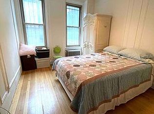 325 W 45th St APT 109, New York, NY 10036